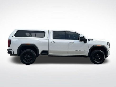 Used 2024 GMC Sierra 2500 Denali Ultimate w/ Max Trailering Package AWD/4WD image 8