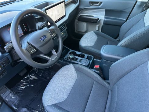 Used 2025 Ford Maverick XLT w/ Equipment Group 301A image 9