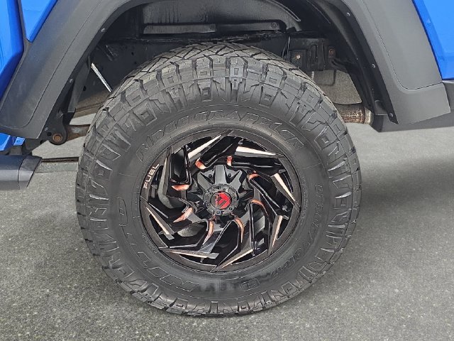 Used 2020 Jeep Gladiator Sport w/ Quick Order Package 24S AWD/4WD image 32