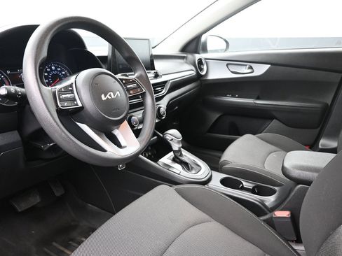 Used 2022 Kia Forte LXS FWD image 10
