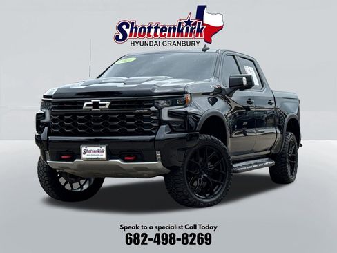 Used 2022 Chevrolet Silverado 1500 ZR2 w/ Technology Package AWD/4WD image 1