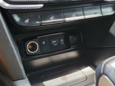 Used 2020 Hyundai Santa Fe Limited FWD image 27