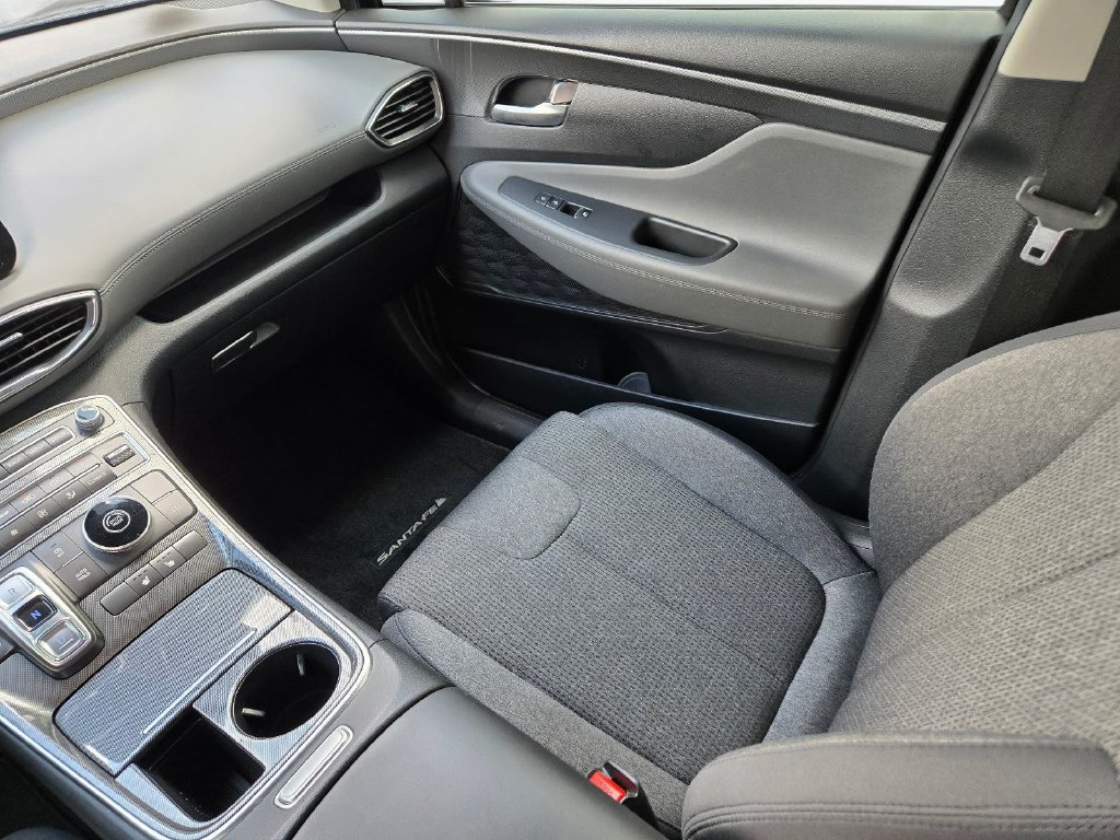 Certified 2023 Hyundai Santa Fe SEL FWD image 17