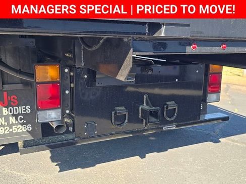 New 2025 Chevrolet Low Cab Forward image 16