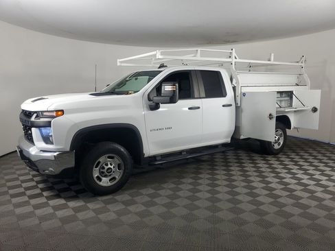 Used 2023 Chevrolet Silverado 2500 W/T w/ WT Convenience Package image 8