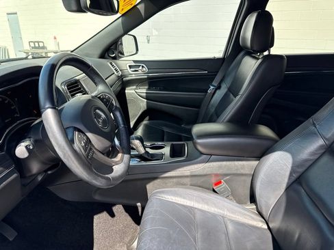 Used 2022 Jeep Grand Cherokee Limited RWD image 20