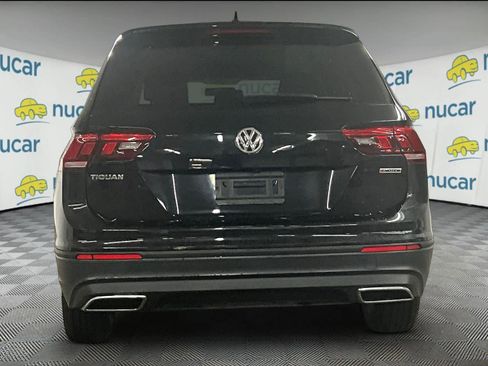 Used 2020 Volkswagen Tiguan S image 5