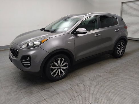 Used 2018 Kia Sportage EX AWD/4WD image 2