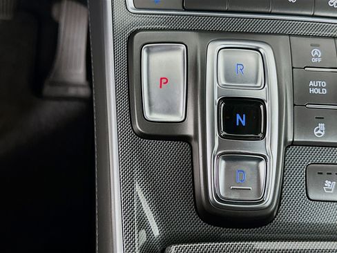 Used 2022 Hyundai Santa Fe Limited image 25