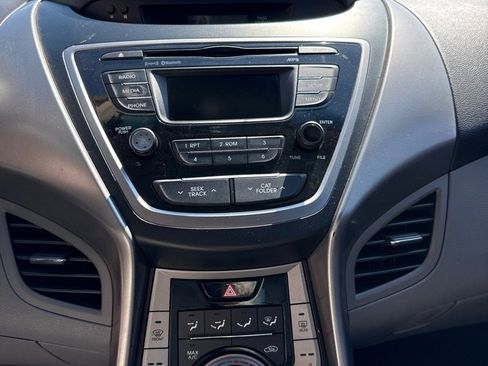 Used 2013 Hyundai Elantra GLS w/ Preferred Pkg image 9