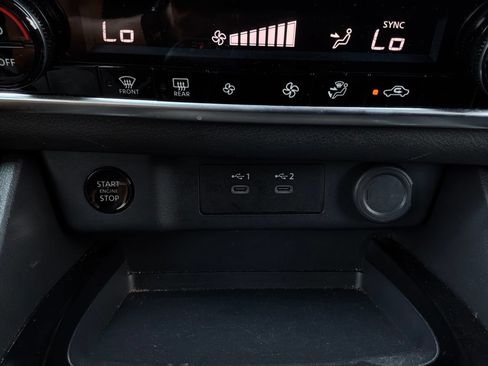 Used 2025 Nissan Rogue SV FWD image 28