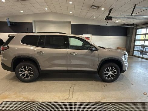 New 2026 GMC Acadia AT4 w/ Luxury Package image 8