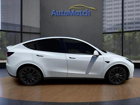 Used 2022 Tesla Model Y Performance AWD/4WD image 12