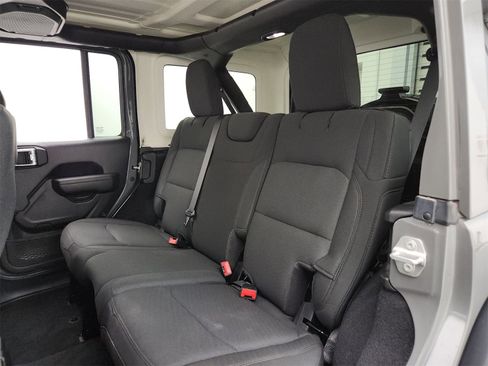 Used 2023 Jeep Wrangler Unlimited Sport image 11