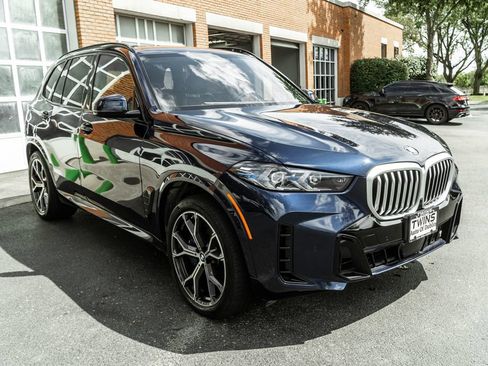 Used 2024 BMW X5 xDrive40i AWD/4WD image 5