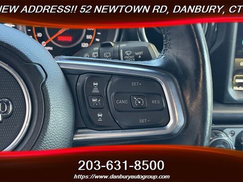 Used 2021 Jeep Wrangler Unlimited Sahara AWD/4WD image 20