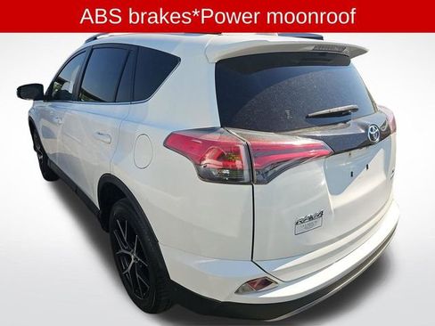 Used 2017 Toyota RAV4 SE w/ Power Special Value Package image 6