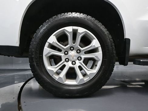 Used 2023 Chevrolet Silverado 1500 LTZ w/ LTZ Convenience Package II image 17