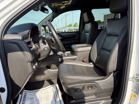 Used 2022 Chevrolet Tahoe Z71 w/ Luxury Package AWD/4WD image 21