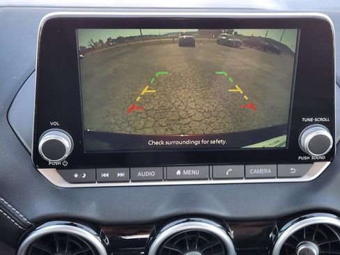 Used 2025 Nissan Sentra SV image 19