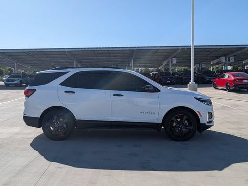 Used 2024 Chevrolet Equinox Premier FWD image 6