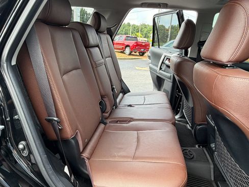 Used 2023 Toyota 4Runner Limited AWD/4WD image 20