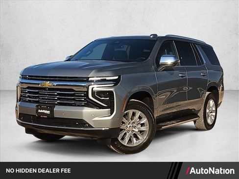 Used 2025 Chevrolet Tahoe Premier RWD image 1