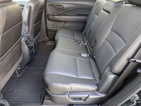 Certified 2023 Honda Passport EX-L image 19