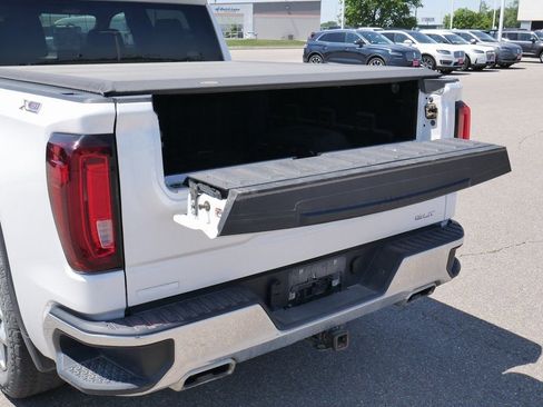 Used 2023 GMC Sierra 1500 SLT w/ SLT Premium Package image 14