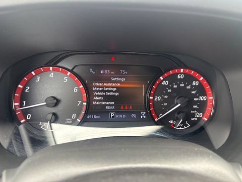 Used 2025 Nissan Frontier PRO-4X AWD/4WD image 26