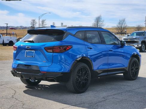 Certified 2024 Chevrolet Blazer RS w/ Driver Confidence II Package image 7