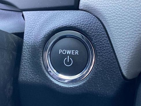 Used 2025 Toyota RAV4 XLE w/ Convenience Package image 12