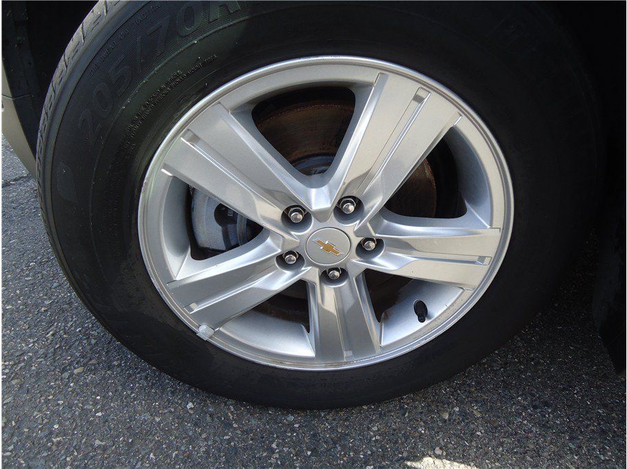 Used 2021 Chevrolet Trax LS AWD/4WD image 27