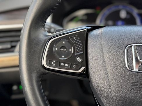 Used 2018 Honda Clarity Touring image 11
