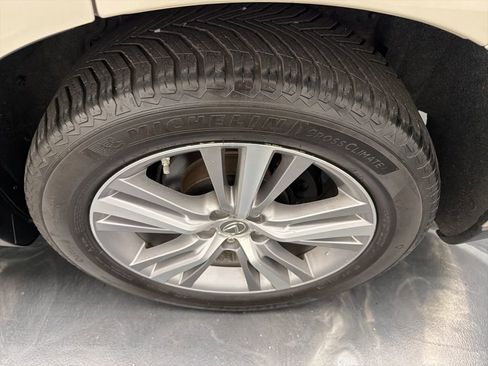 Used 2015 Lexus RX 450h AWD image 30