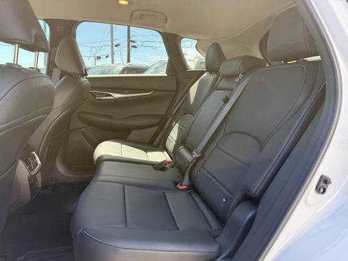 Certified 2025 INFINITI QX50 Pure image 15