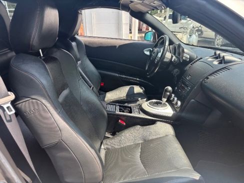 Used 2008 Nissan 350Z Touring image 36
