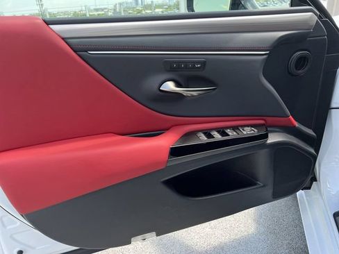 Used 2023 Lexus ES 350 F Sport FWD image 13
