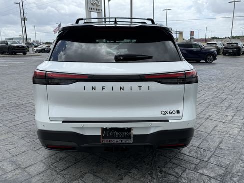 Certified 2026 INFINITI QX60 Autograph w/ Dark Cargo Package image 6