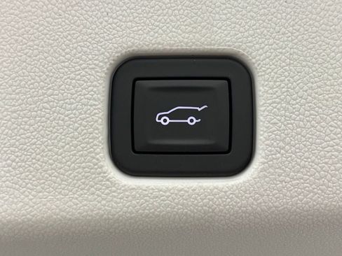 New 2026 Buick Enclave Avenir w/ Super Cruise Package image 14