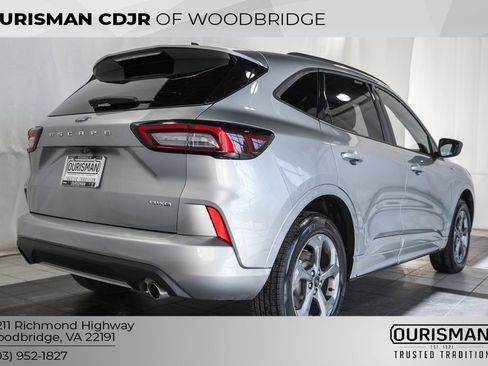 Used 2024 Ford Escape ST-Line image 5