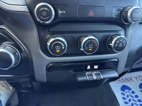 Used 2021 RAM 1500 Big Horn image 27