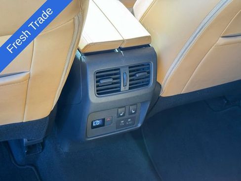 Used 2022 Nissan Rogue Platinum w/ Head-Up Display Package image 14