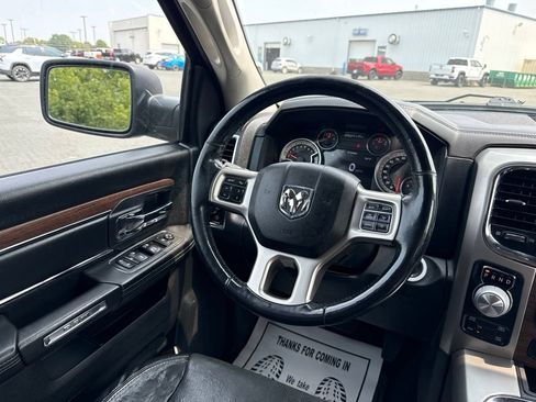 Used 2017 RAM 1500 Laramie w/ Convenience Group AWD/4WD image 17