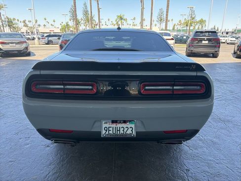 Used 2022 Dodge Challenger R/T Scat Pack w/ Shaker Package RWD image 4