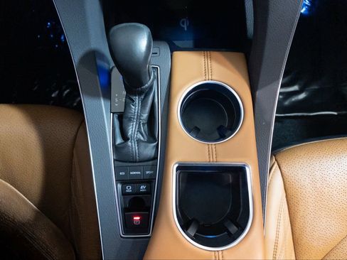 Used 2020 Toyota Avalon Limited w/ Advanced Safety Package image 23