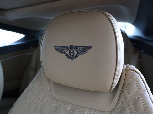 Certified 2024 Bentley Continental GT Azure AWD/4WD image 24
