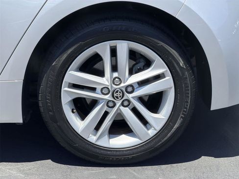 Used 2019 Toyota Corolla SE FWD image 9