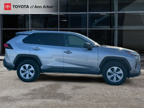 Used 2024 Toyota RAV4 LE AWD/4WD image 11