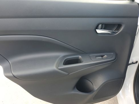 Certified 2025 Nissan Versa SV image 26